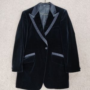 Vintage After Six Black Velvet Tuxedo Coat 38R